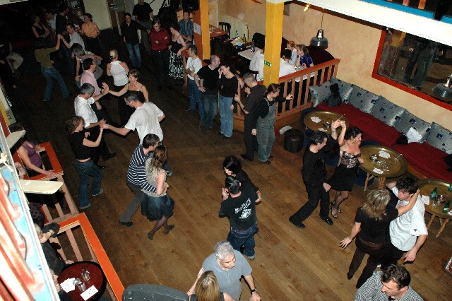 min 2006 12 05 latino 102